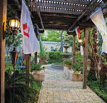 Arbor House Suites Bed And Breakfast San Antonio Exteriör bild