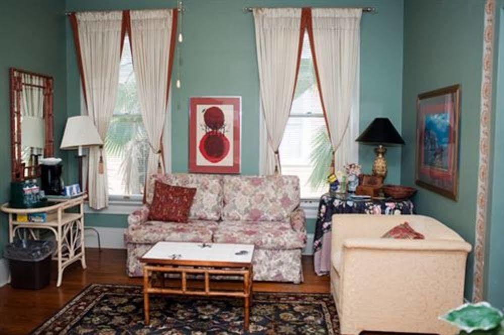 Arbor House Suites Bed And Breakfast San Antonio Exteriör bild